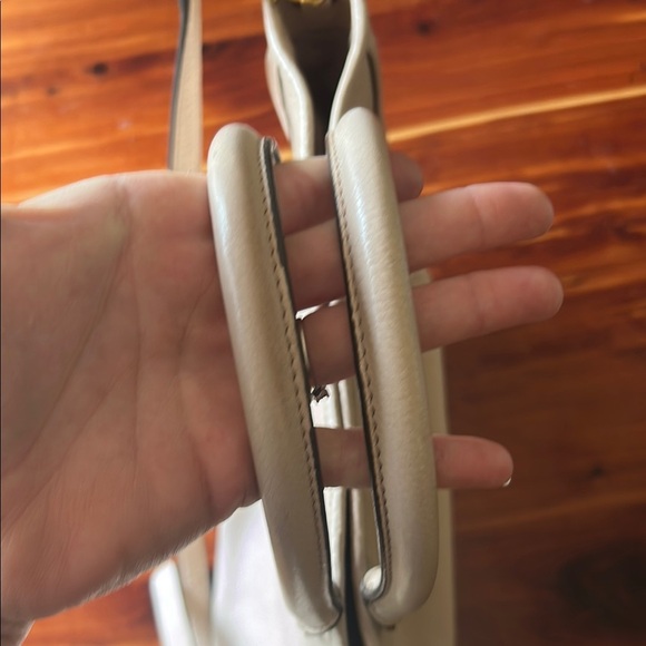 Tory Burch Cream Tote with Double-T Logo - Picture 4 of 10